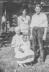 Emma Pequegnat - Lillian and Edward Schultheiss - Shirley Tramper - St Louis MI 1931