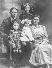 Edward Frederick Schultheiss family 1914